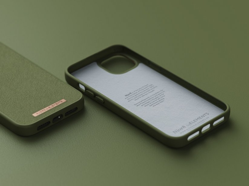 NJORD Comfort+ Suede Odolný kryt se semišovými zády pro iPhone 14 Plus, zelený