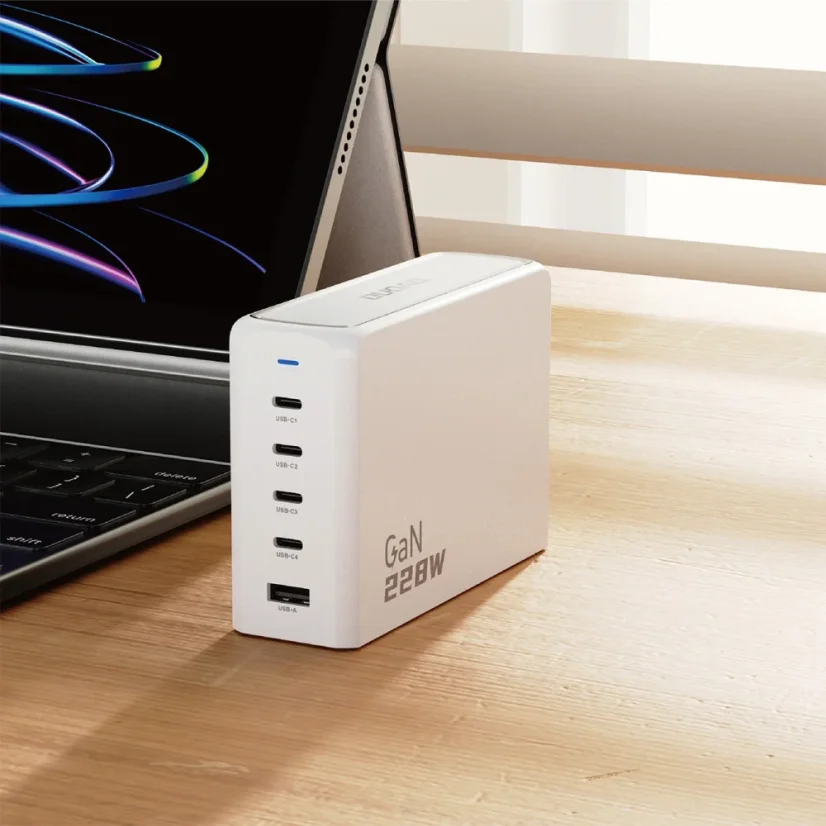 Dudao A228EU GaN 1x USB-A 4x USB-C PD 228W nabíječka - bílá