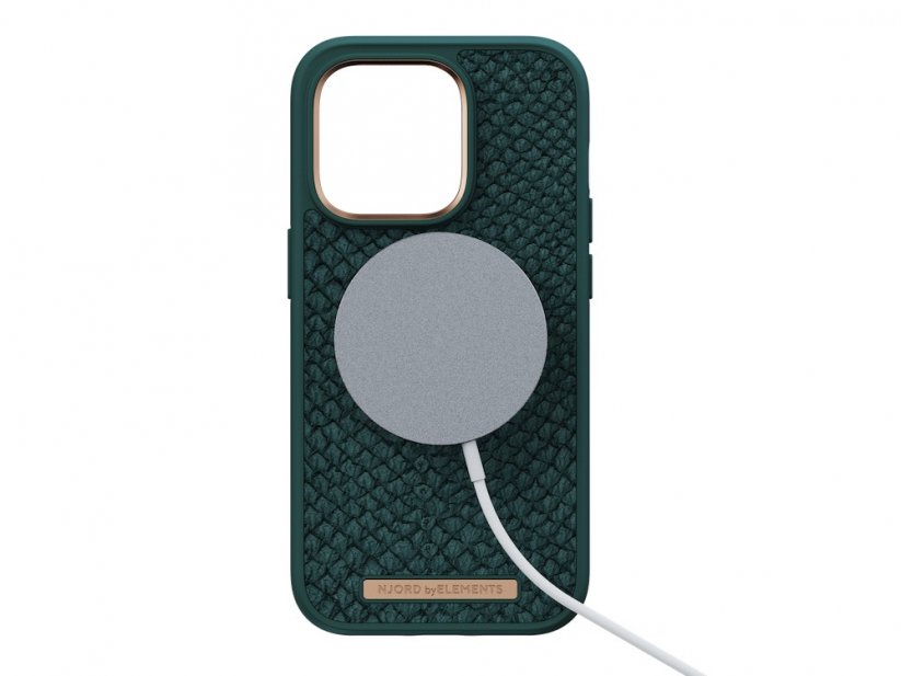 NJORD Salmon Leather MagSafe Odolný kryt z lososí kůže pro iPhone 14 Pro, tmavě zelený