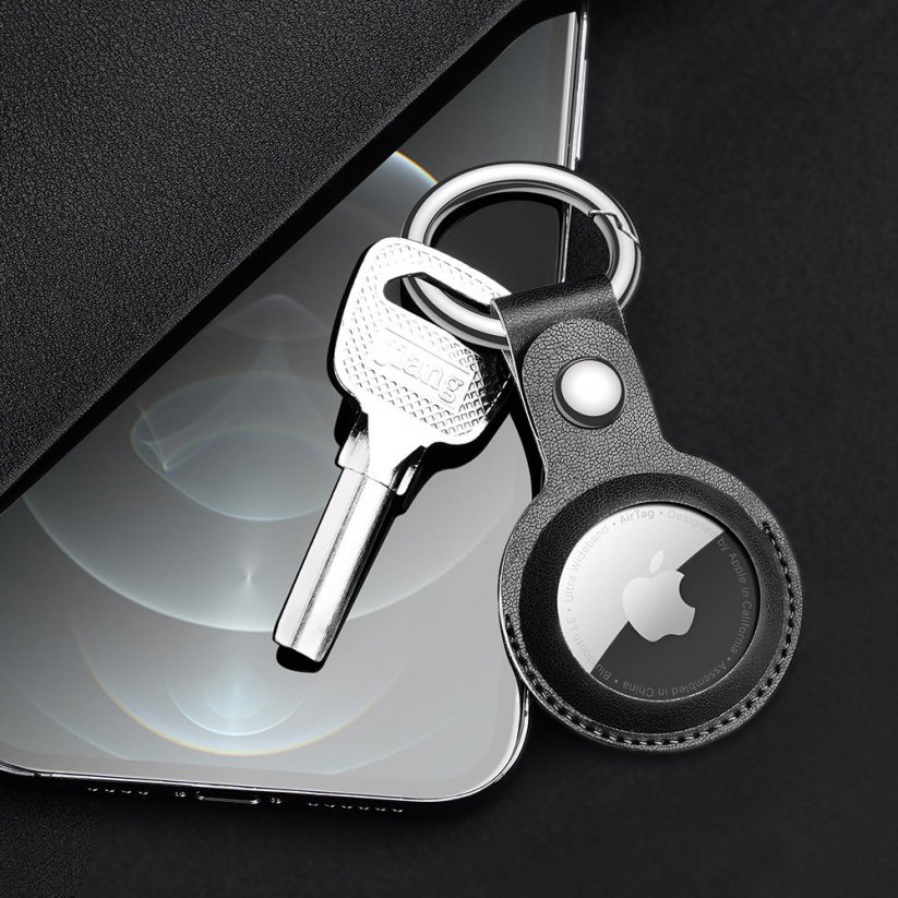 DUX DUCIS Kožený přívěsek na klíče s karabinou pro Apple AirTag, černý